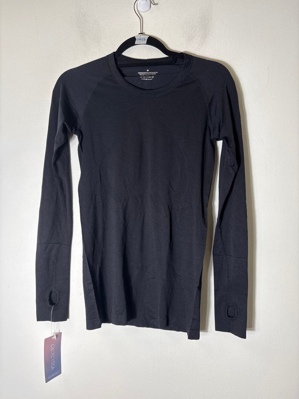 NWT CRZ Yoga Long Sleeve Athletic Shirt Sz M